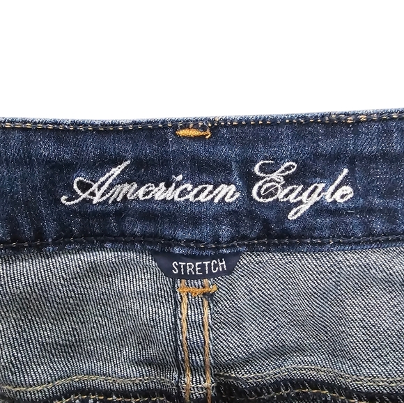 American Eagle Stretch Denim Shorts Raw Hem 5 pocket Jean Shorts Size 6 - Picture 3 of 7